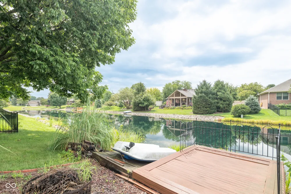 5325 Red Stone Lane Greenwood, IN 46142