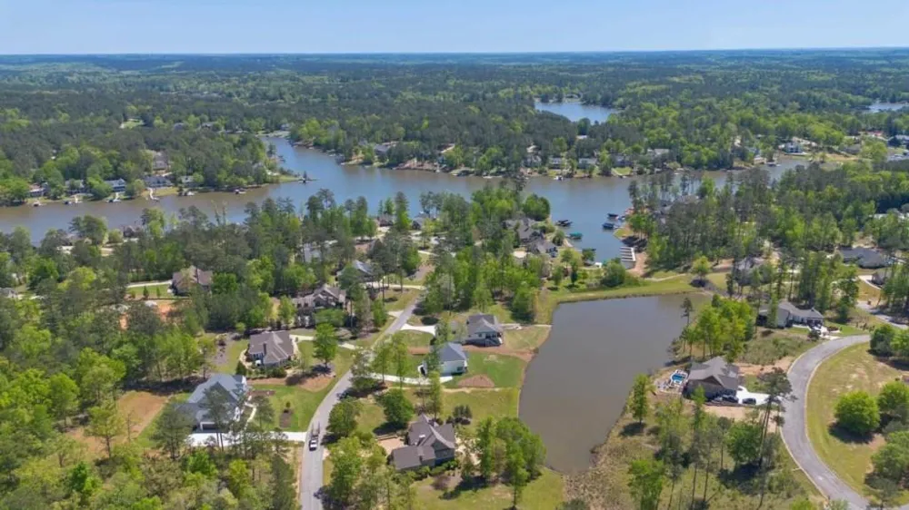1270 Glen Eagle Drive Greensboro, GA 30642