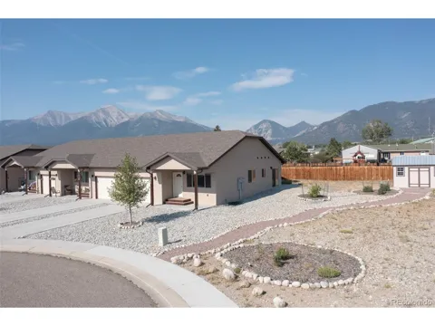 162 Larissa Lane #C