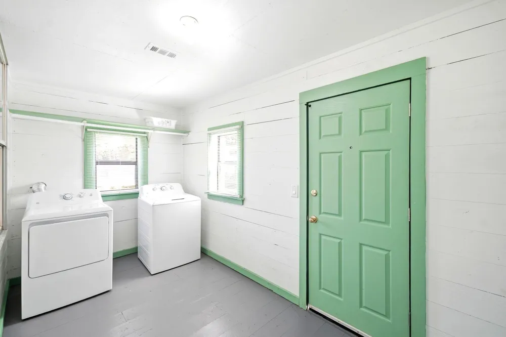 313 S Blackwell Street La Porte, TX 77571