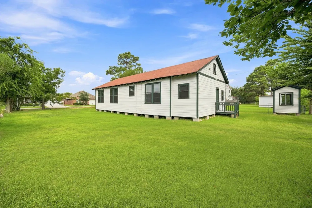 313 S Blackwell Street La Porte, TX 77571