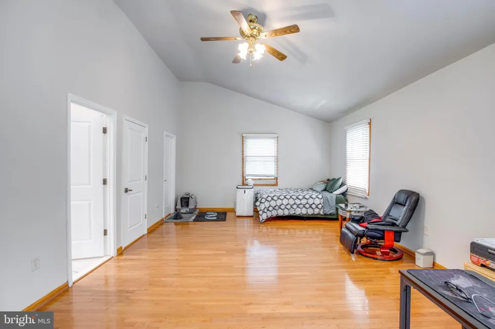 8407 SPRUCE STREET Manassas, VA 20111