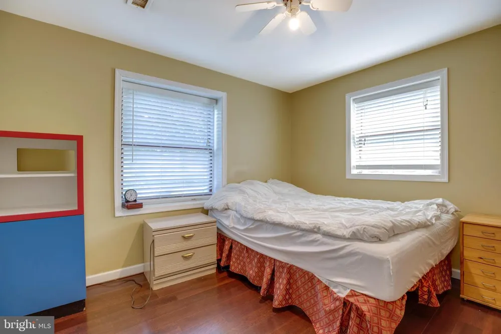 8407 SPRUCE STREET Manassas, VA 20111