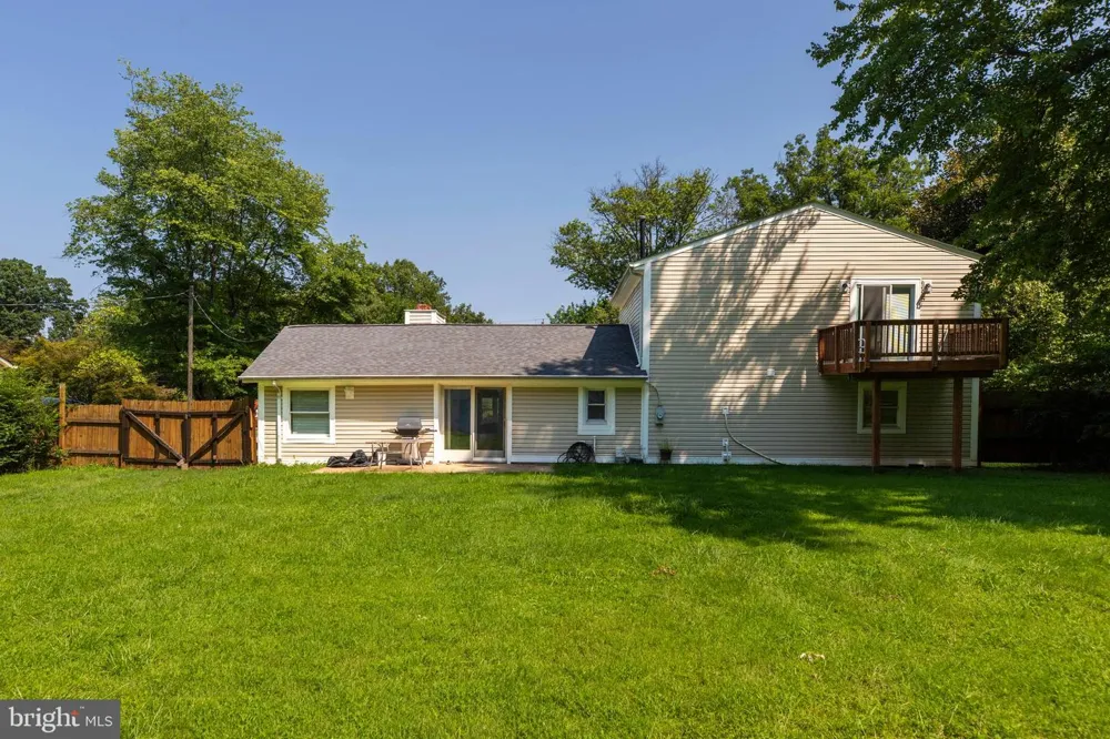 8407 SPRUCE STREET Manassas, VA 20111