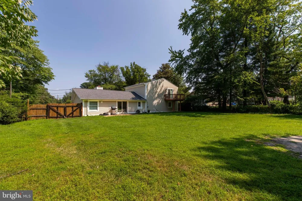 8407 SPRUCE STREET Manassas, VA 20111