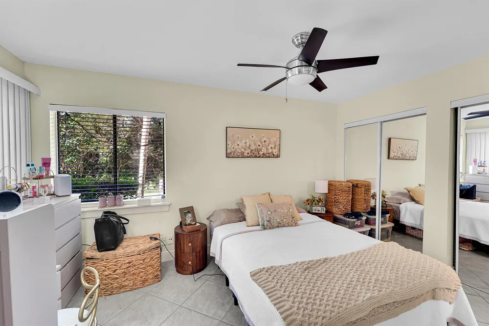 261 WIMBLEDON LAKE DRIVE Plantation, FL 33324