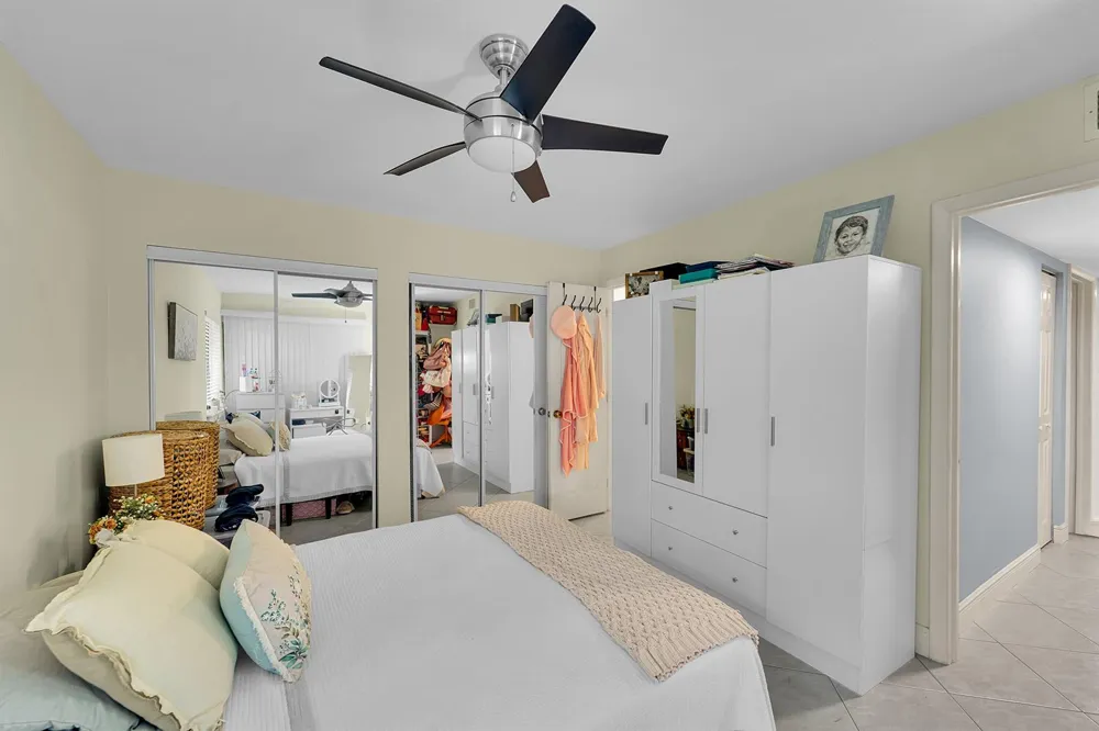 261 WIMBLEDON LAKE DRIVE Plantation, FL 33324