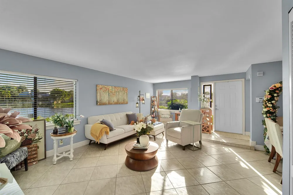 261 WIMBLEDON LAKE DRIVE Plantation, FL 33324