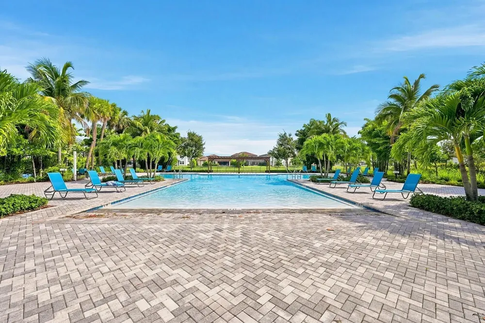 3266 DUNNING DRIVE Royal Palm Beach, FL 33411