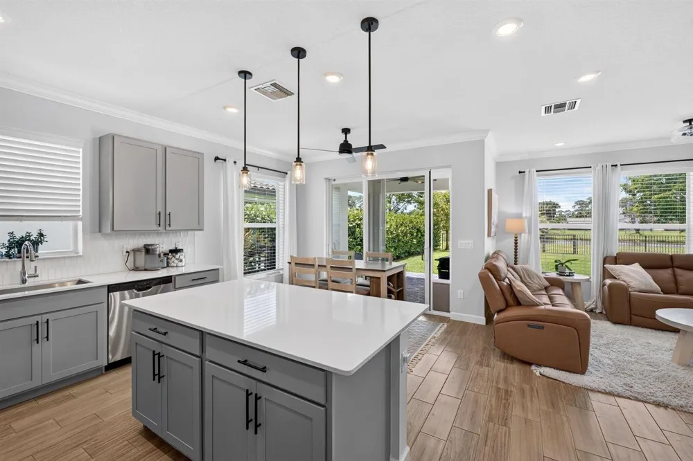 3266 DUNNING DRIVE Royal Palm Beach, FL 33411