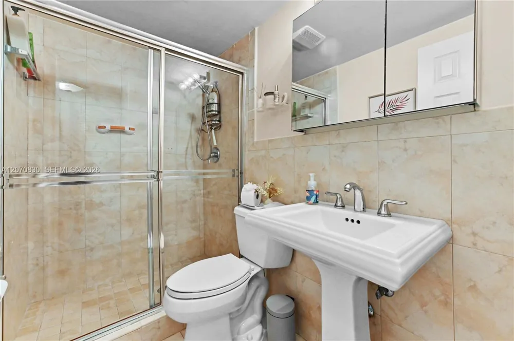 200 NE 12th Ave #3A Hallandale Beach, FL 33009