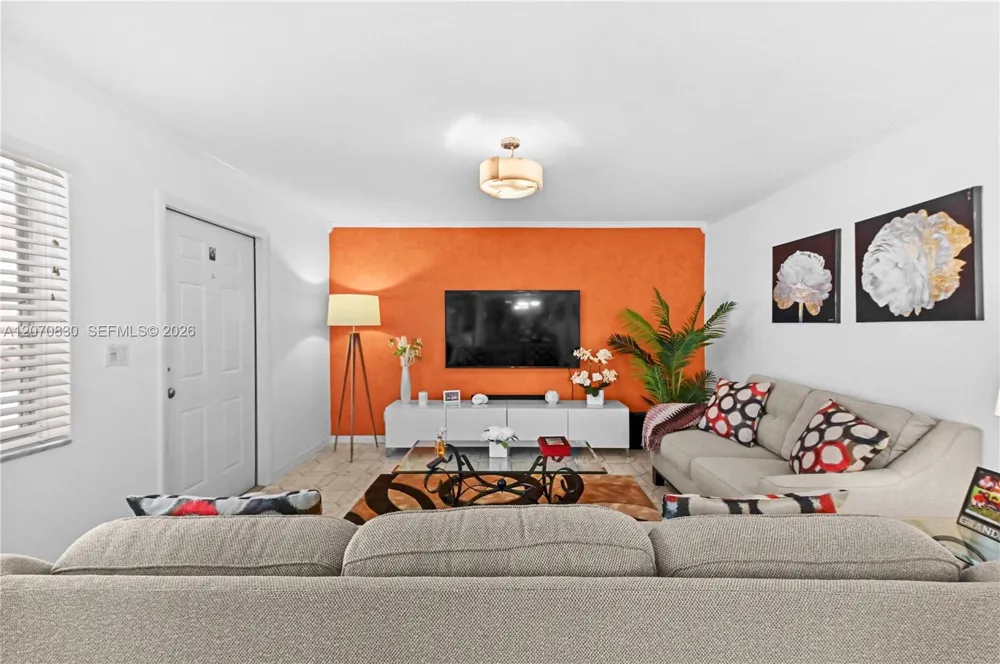 200 NE 12th Ave #3A Hallandale Beach, FL 33009
