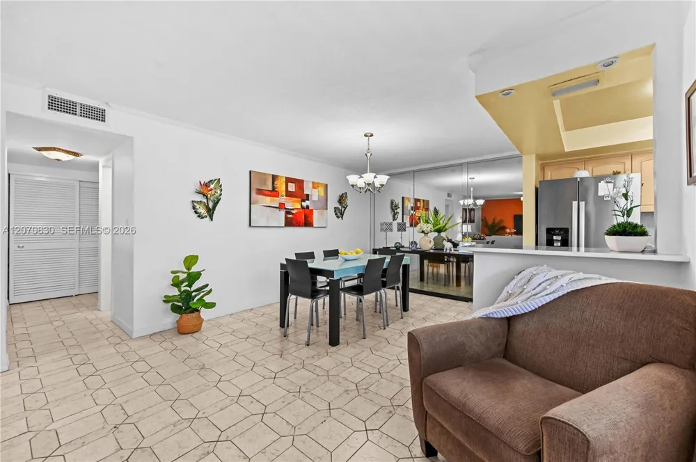 200 NE 12th Ave #3A Hallandale Beach, FL 33009