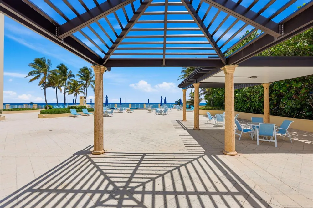 3475 S Ocean Boulevard #2020 Palm Beach, FL 33480