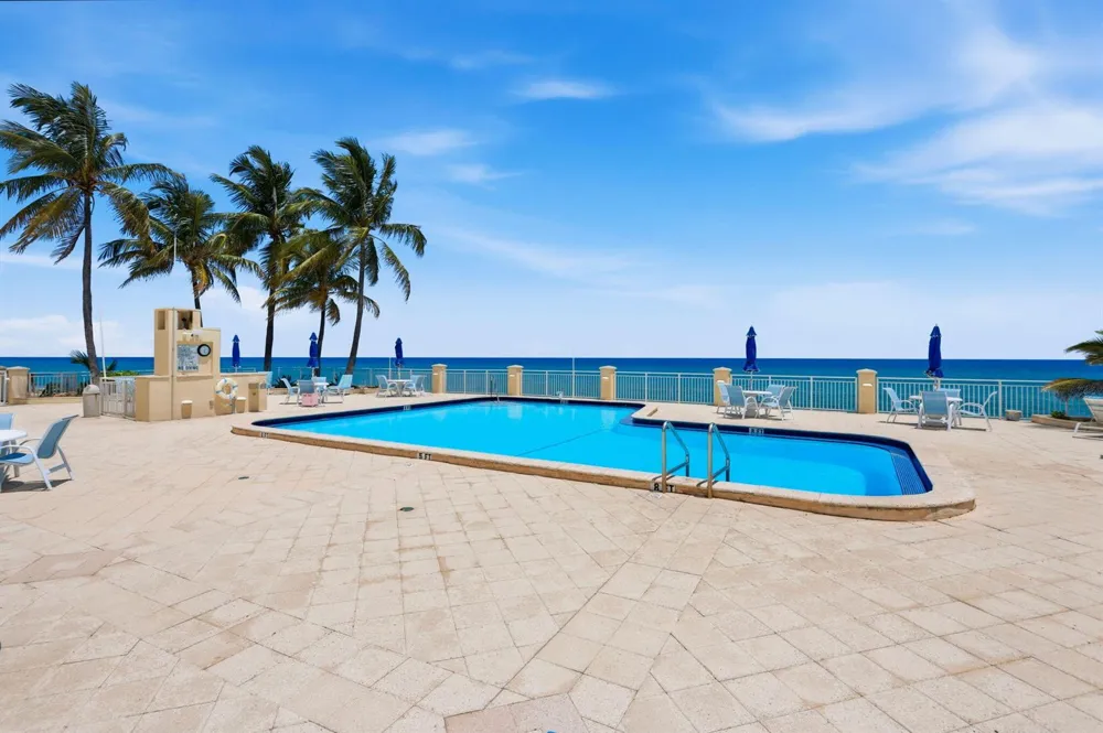 3475 S Ocean Boulevard #2020 Palm Beach, FL 33480