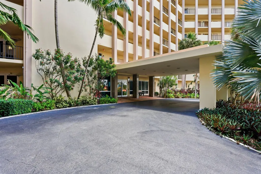 3475 S Ocean Boulevard #2020 Palm Beach, FL 33480