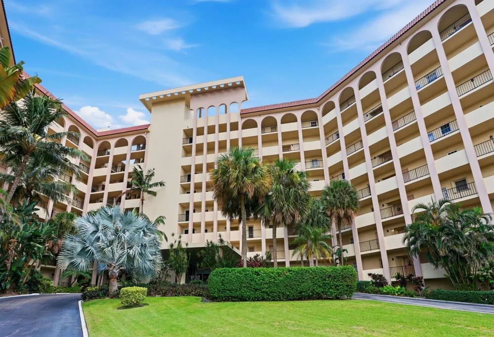 3475 S Ocean Boulevard #2020 Palm Beach, FL 33480