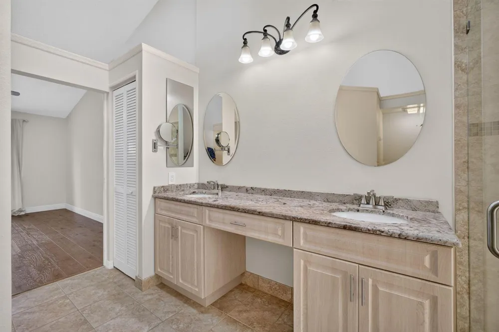 101 SABAL PALM LANE Palm Beach Gardens, FL 33418