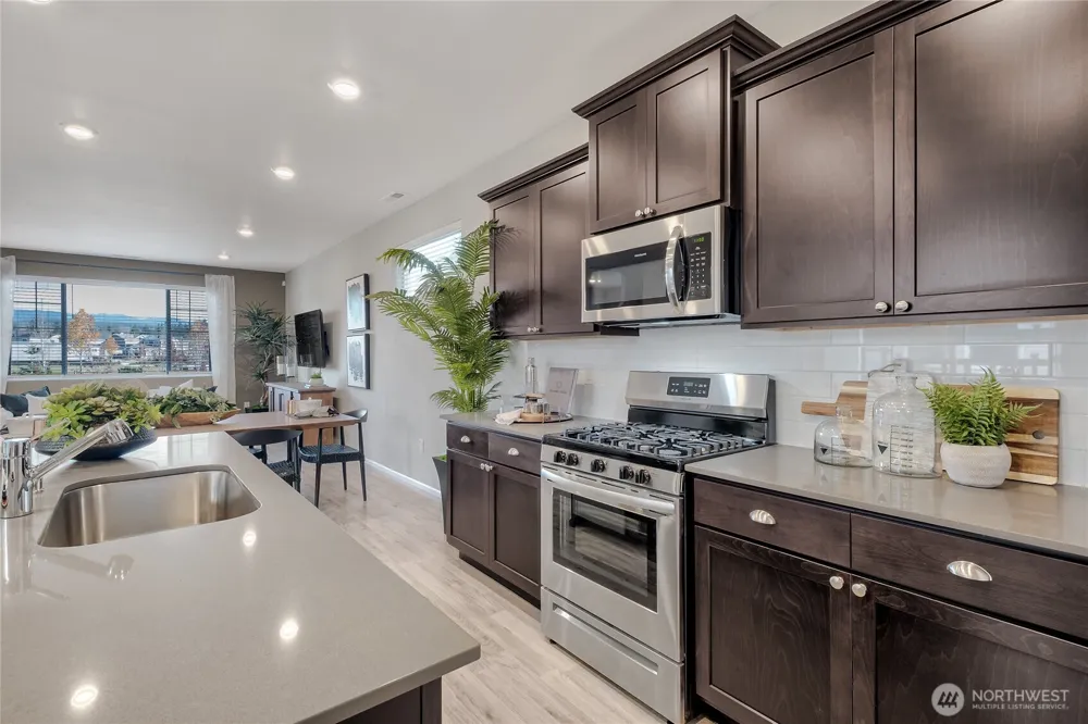 14027 179th Street Ct E Puyallup, WA 98374