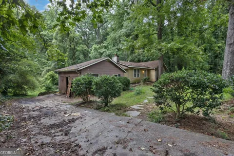 241 Harlan RD SW