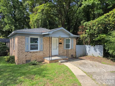 2835 Willow Street #1