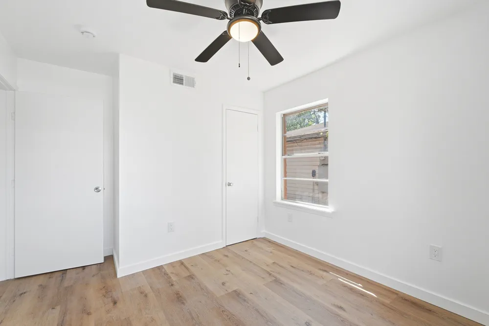 204 S Lillis Lane Denison, TX 75020