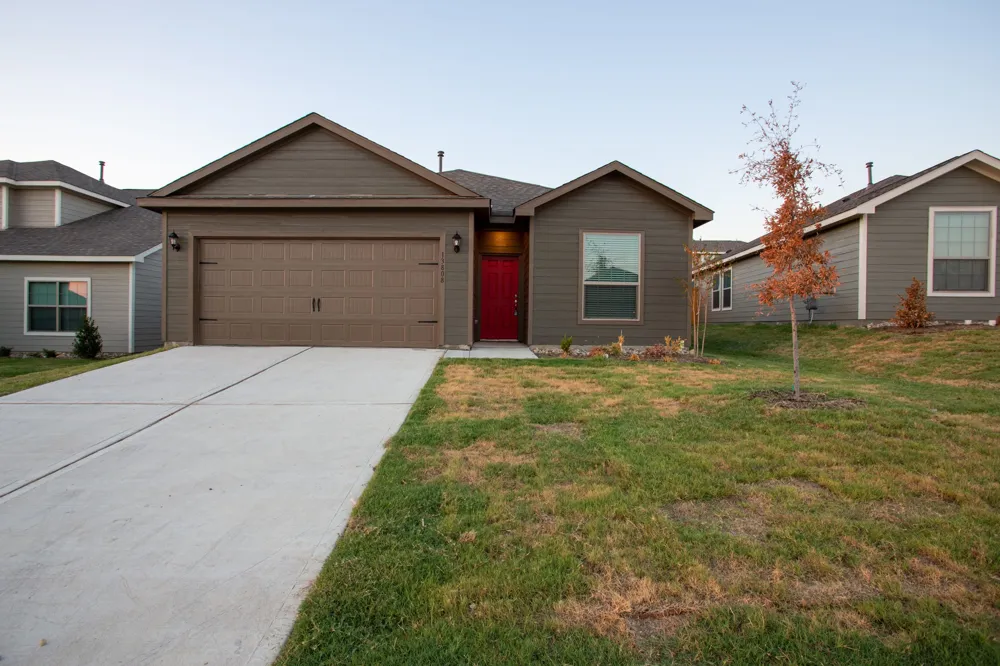 13808 Musselshell Drive Ponder, TX 76259