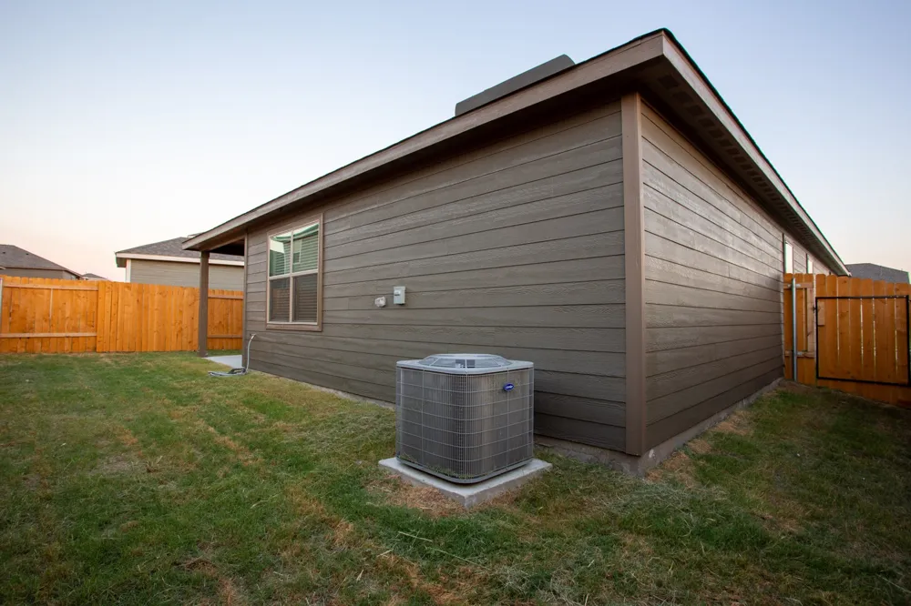 13808 Musselshell Drive Ponder, TX 76259