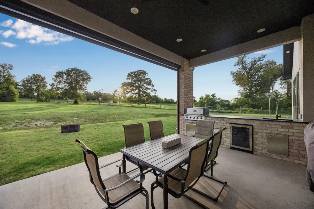 3555 Eli Road Bellville, TX 77418