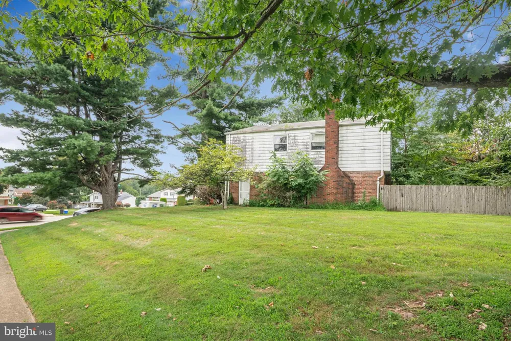 9096 PINE ROAD Philadelphia, PA 19115
