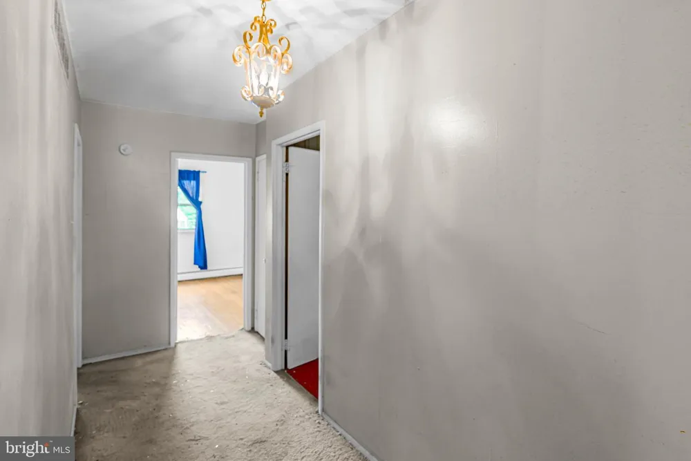 9096 PINE ROAD Philadelphia, PA 19115