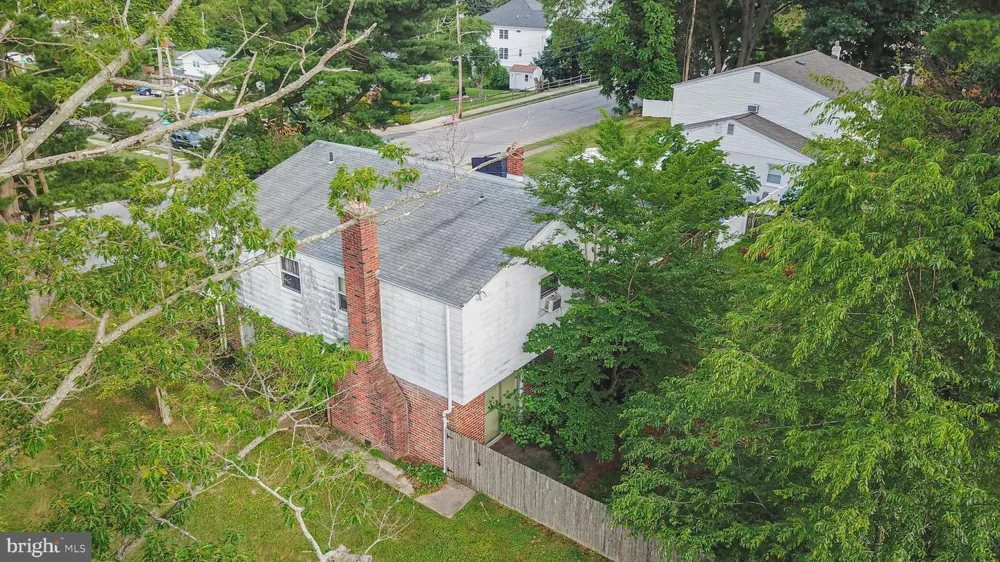 9096 PINE ROAD Philadelphia, PA 19115
