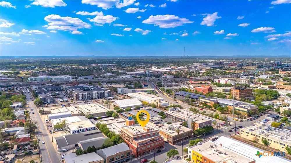 1401 S Flores Street #305 San Antonio, TX 78204