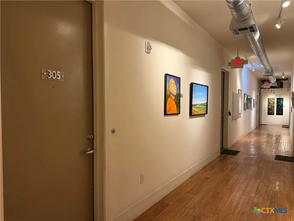 1401 S Flores Street #305 San Antonio, TX 78204