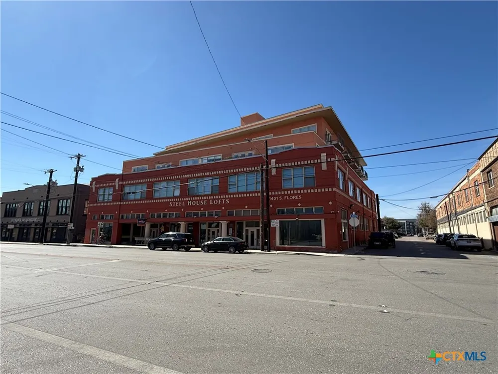 1401 S Flores Street #305 San Antonio, TX 78204