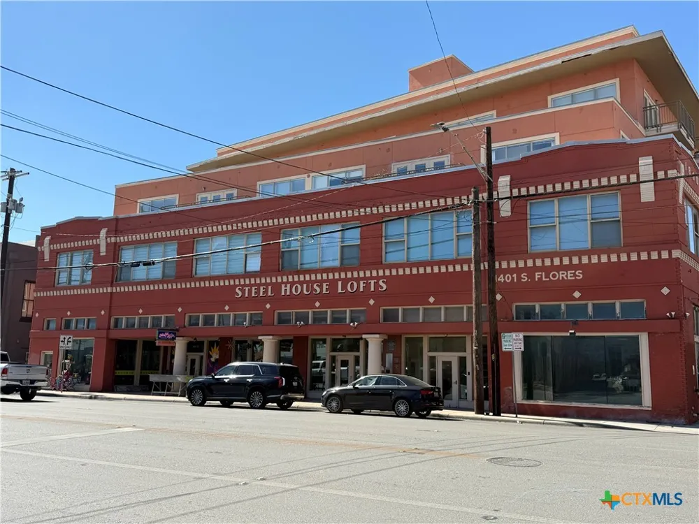 1401 S Flores Street #305 San Antonio, TX 78204