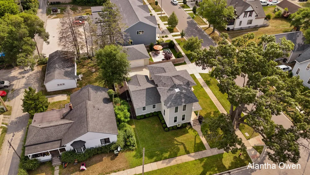1188 4th Street Muskegon City, MI 49441
