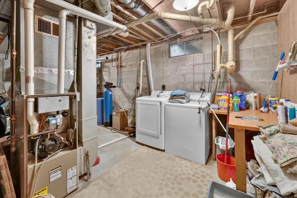 1400 Fairview Highway Eaton Township, MI 48813