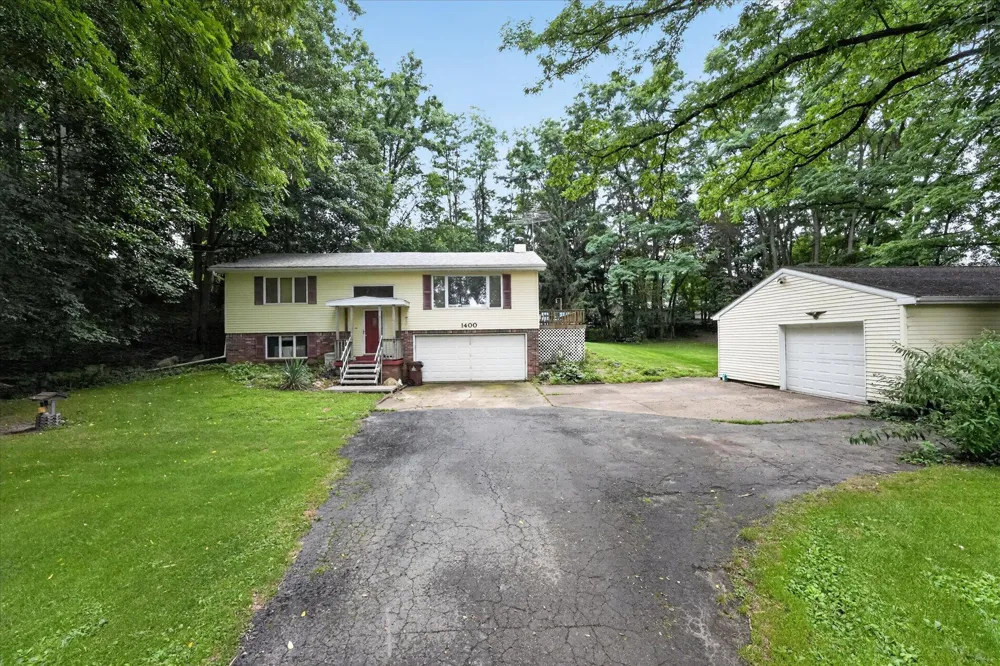 1400 Fairview Highway Eaton Township, MI 48813
