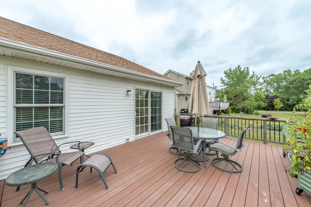 3618 Meadow View Drive Dexter City, MI 48130