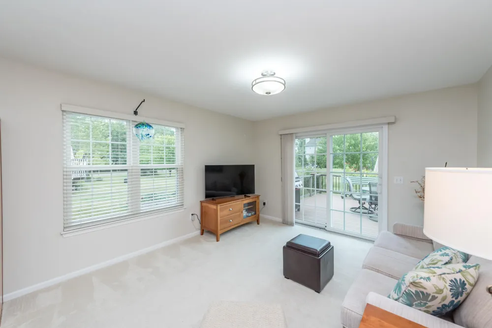 3618 Meadow View Drive Dexter City, MI 48130