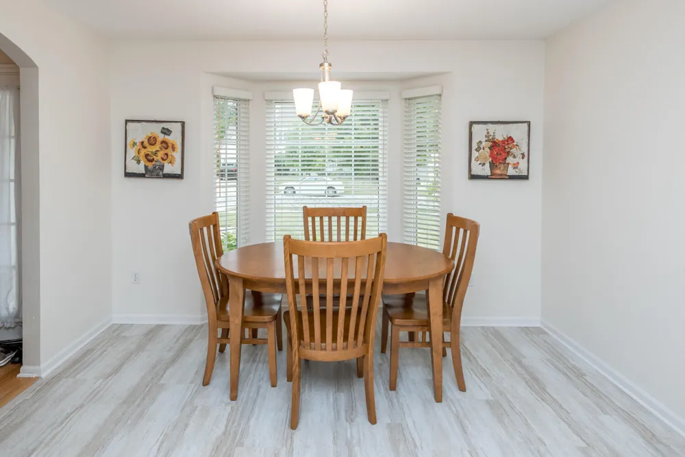 3618 Meadow View Drive Dexter City, MI 48130