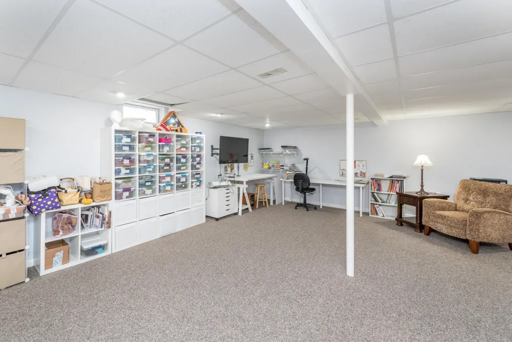 3618 Meadow View Drive Dexter City, MI 48130