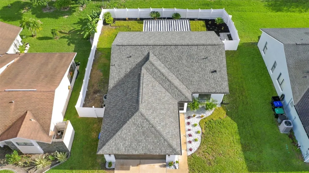 5207 DESMOND LANE Orlando, FL 32821