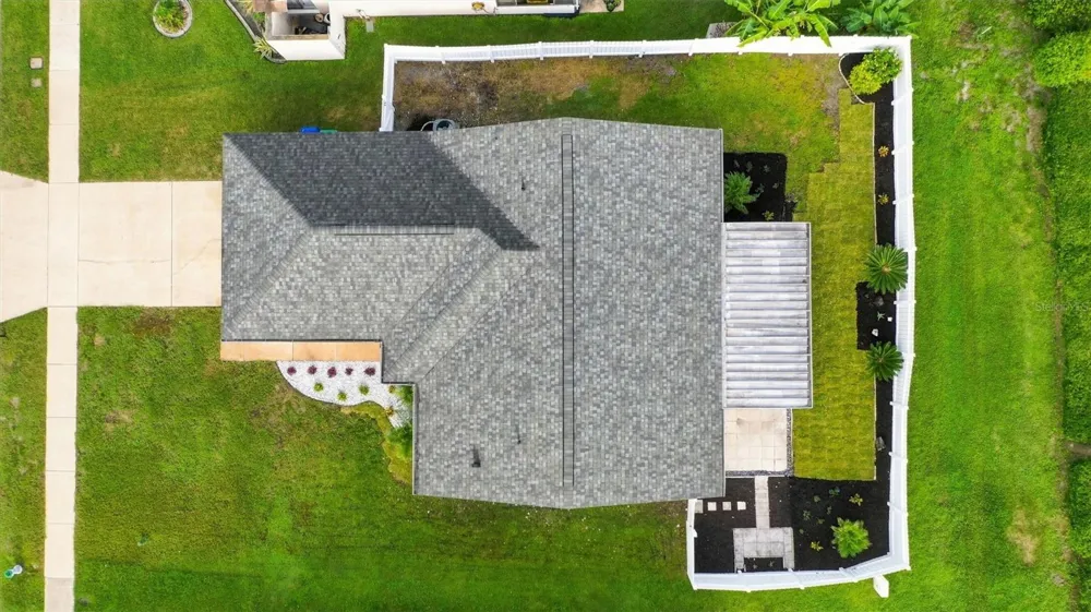 5207 DESMOND LANE Orlando, FL 32821