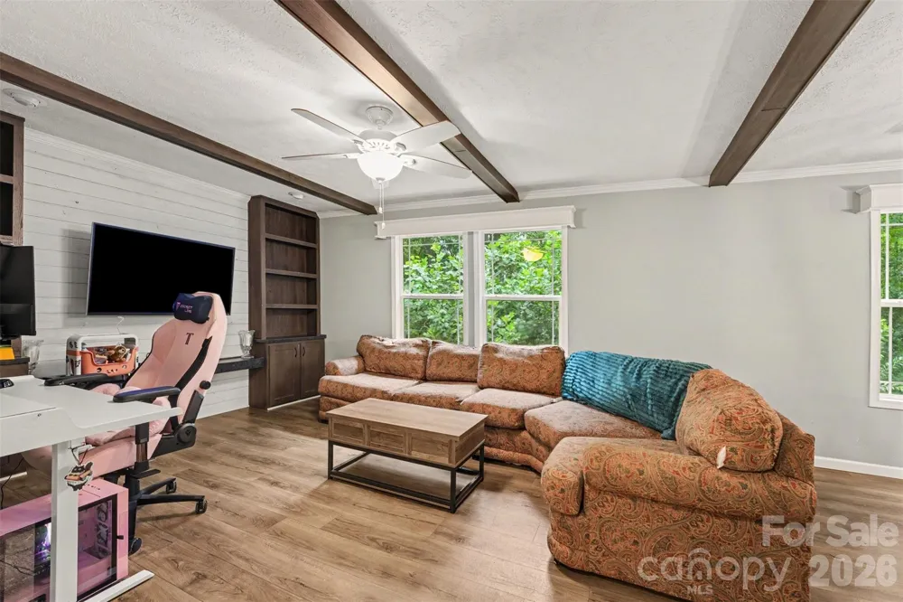 2998 Wilderness Trace Claremont, NC 28610