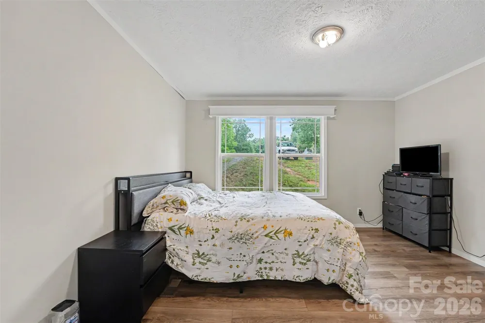 2998 Wilderness Trace Claremont, NC 28610