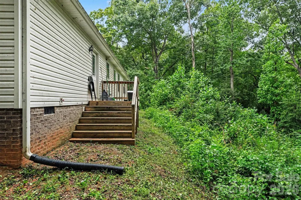 2998 Wilderness Trace Claremont, NC 28610