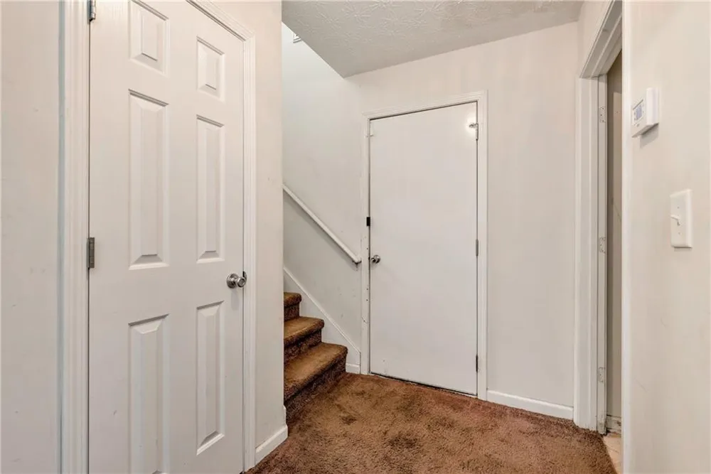 317 Tap Root Lane College Park, GA 30349