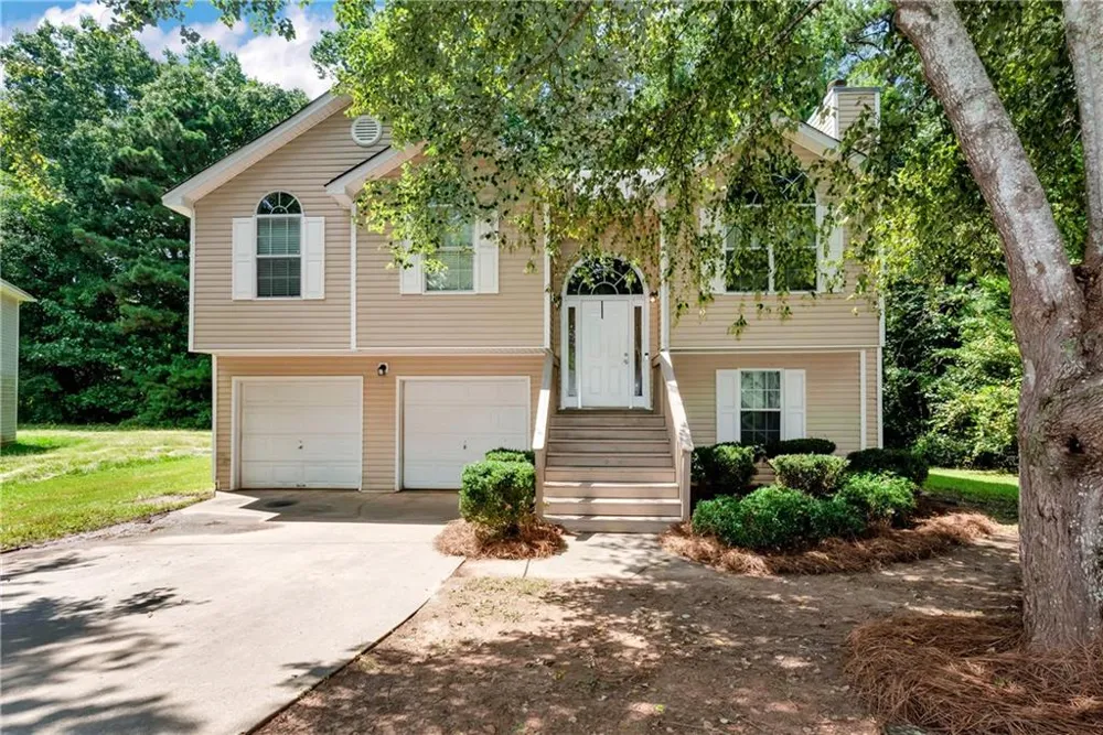 317 Tap Root Lane College Park, GA 30349